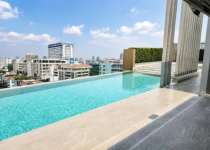 Rca 1br Near Thonglor 曼谷